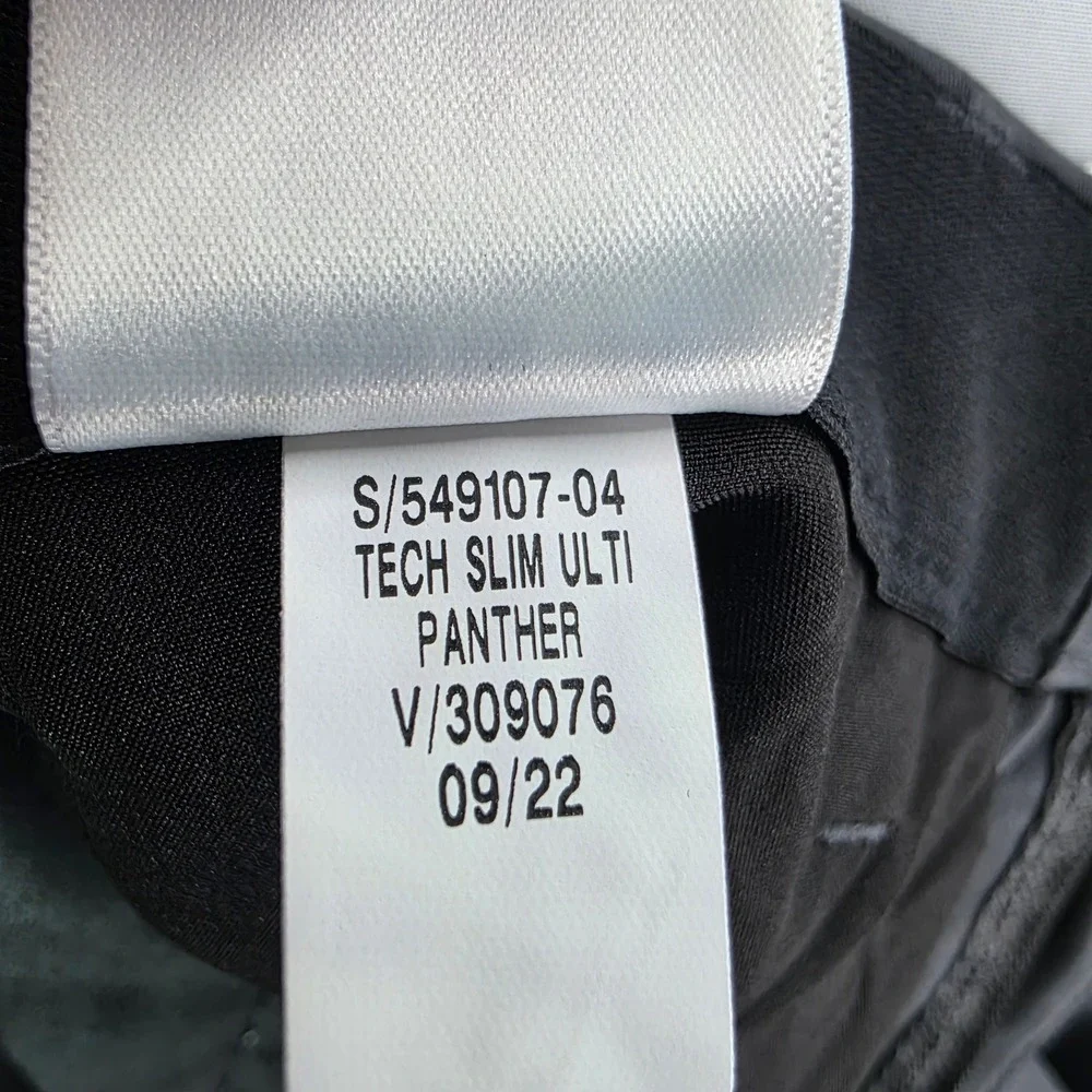 Old Navy Ultimate Tech Slim Built-In Flex Pants Mens 32x29 Gray NWT